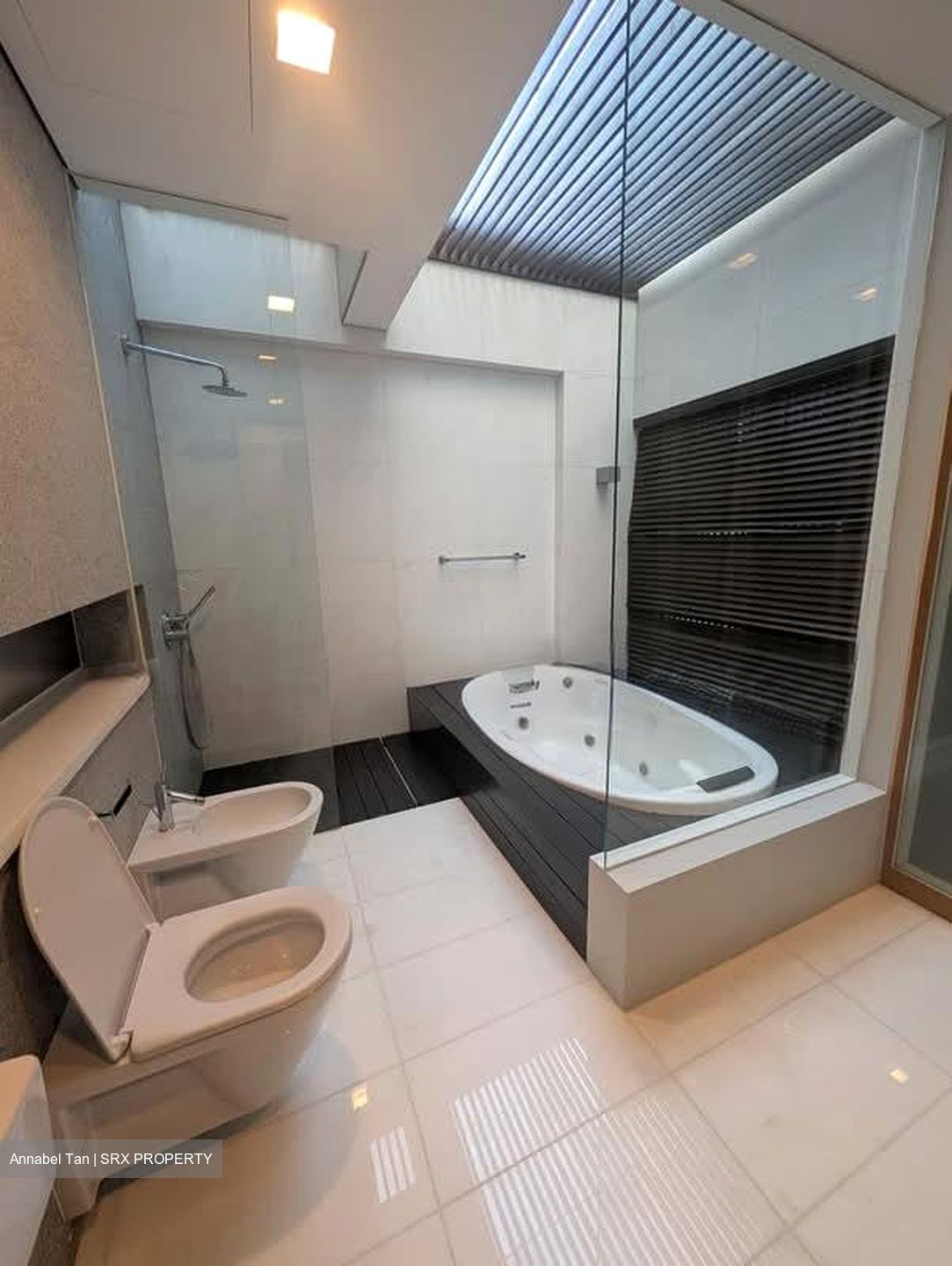 Tan Kim Cheng Road (D10), Detached #597685331